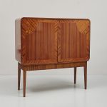 1084 9292 CUPBOARD
